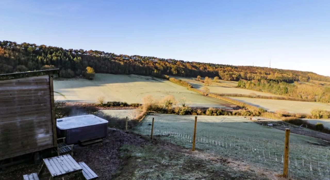 Shepherds Hut By Stepney Stays Scarborough Eksteriør bilde